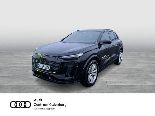Audi Q6 e-tron performance 225 kW AHK + PANO